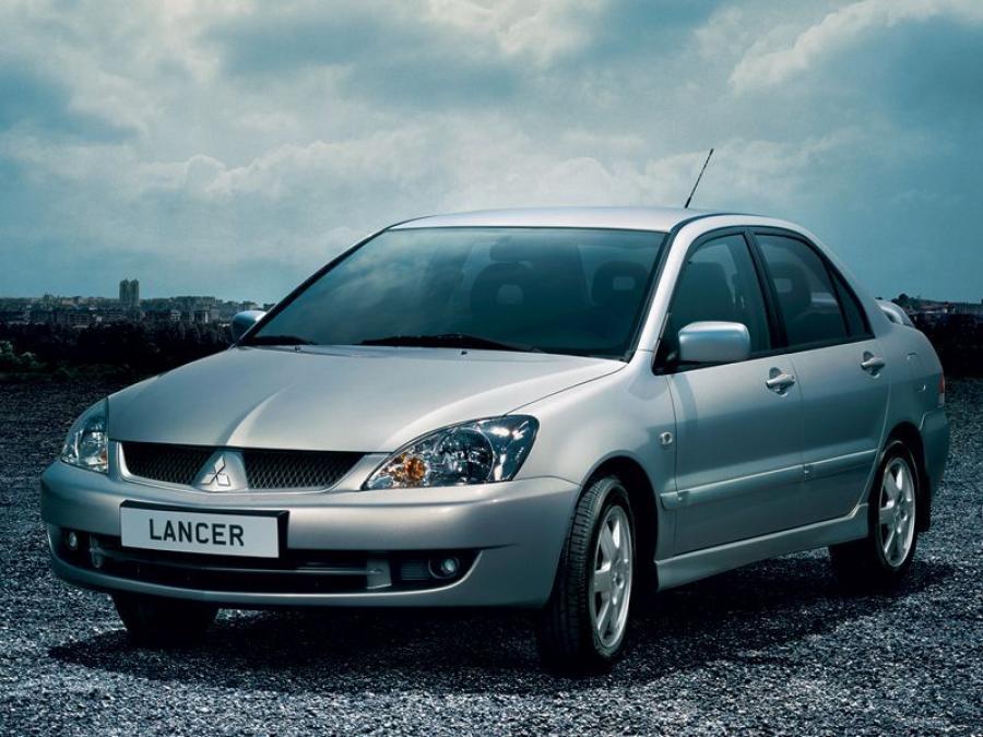  Mitsubishi Lancer 2005 года  (фото 2 из 13)